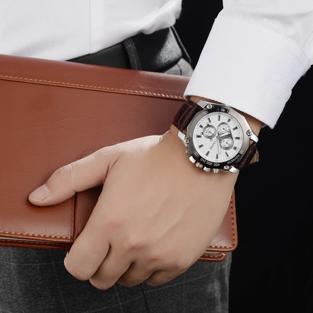 OUKESHI Luxury Men Business Quartz Waterproof Leather Wristwatches