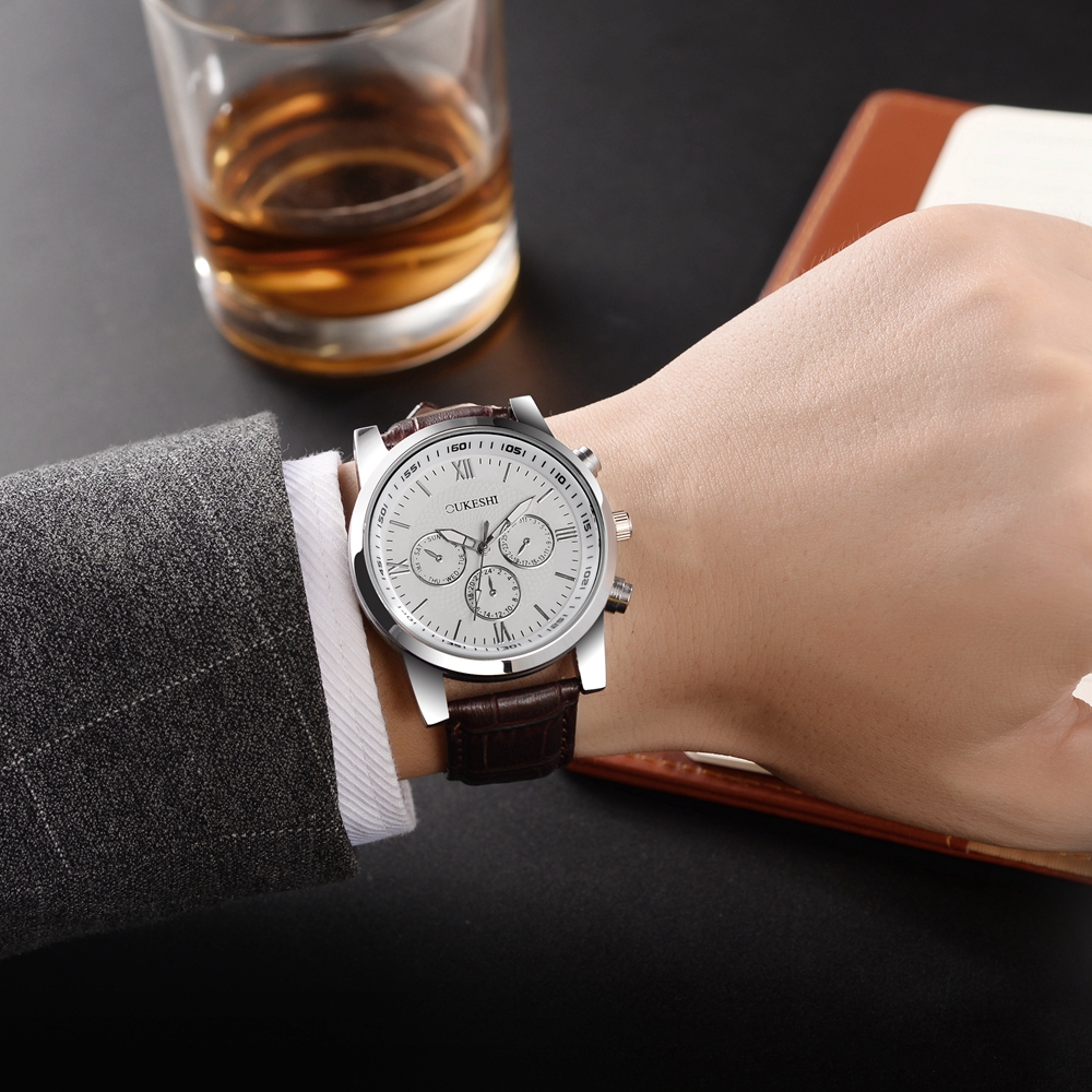 OUKESHI Luxury Men Business Quartz Leather Wristwatch