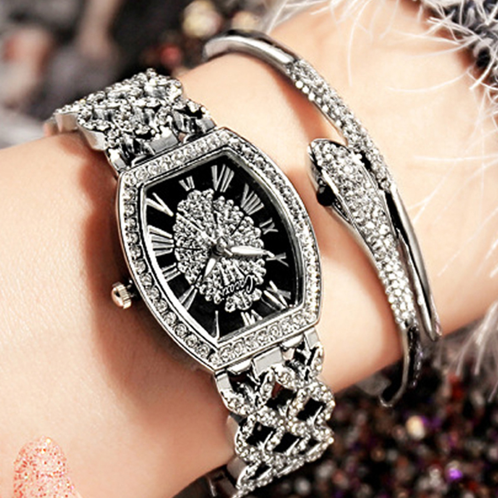 New Square Women Watches!Luxury Fashion Crystal Hours Fashion Female Dress Watch Luxury Lady Blue Ocean Diamond Wristwat