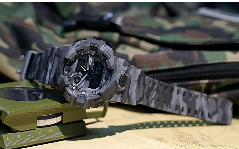 SMAEL Brand Sport Watches LED Quartz Clock Men Wristwatch