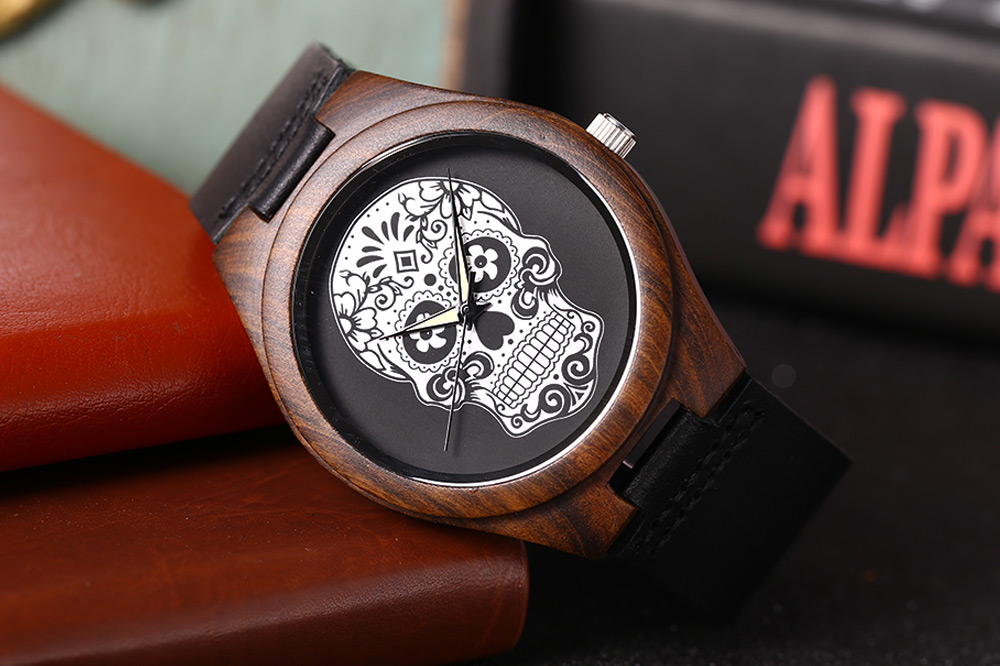 REDEAR Men Quartz Watch Skull Pattern Dial Imported Movt Wooden Case Wristwatch