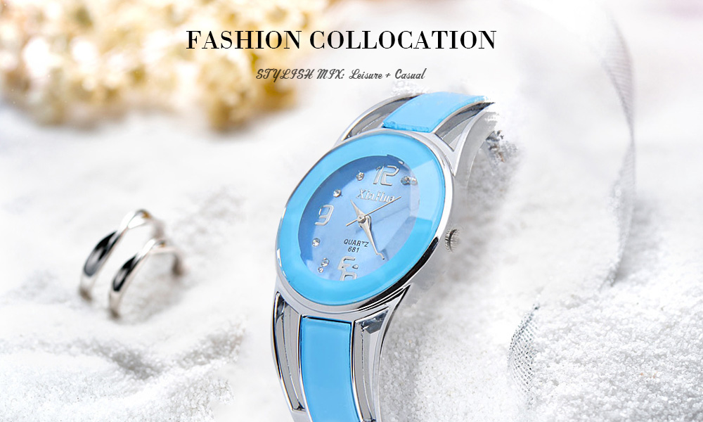 681 Bracelet Style Quartz Watch with Rhinestone Dial Stainless Steel Band for Women